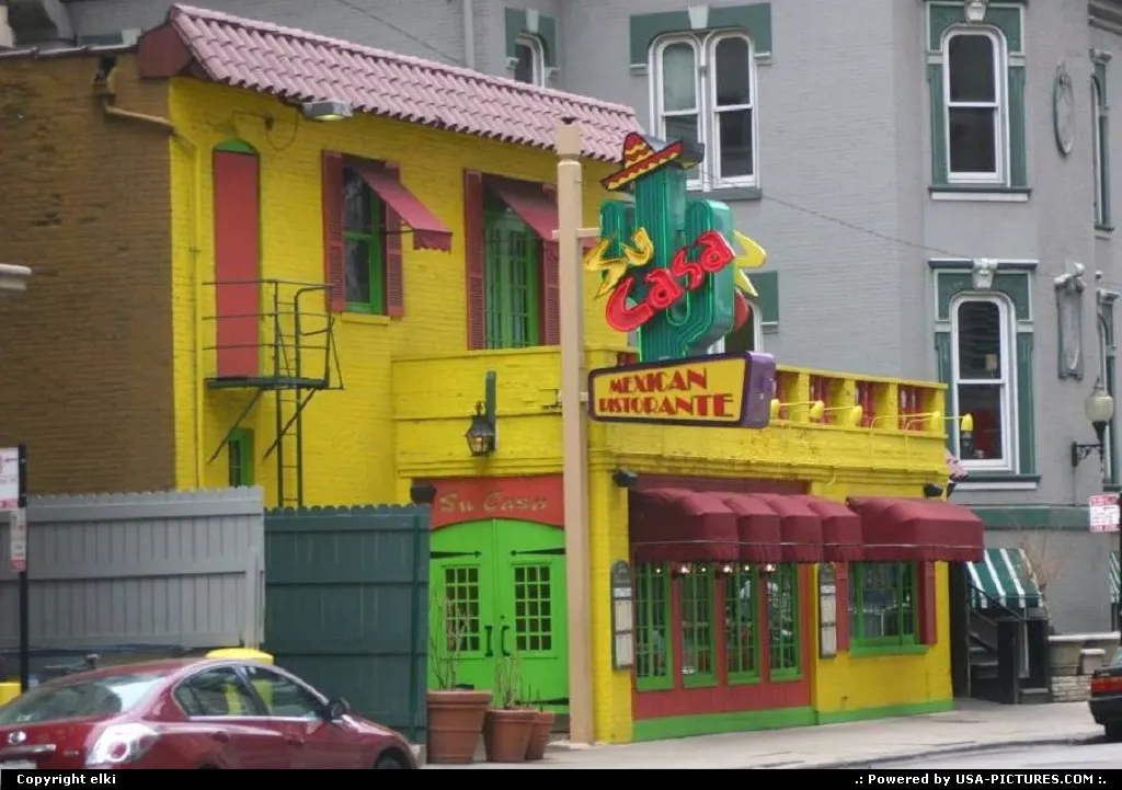 Right Mexican restaurant at chicago.