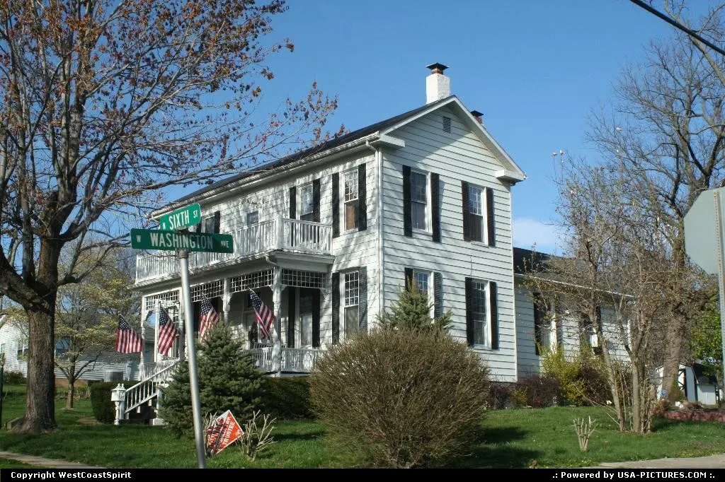 A nice house/neighborhood in Vandalia, IL. 100% pure American style.