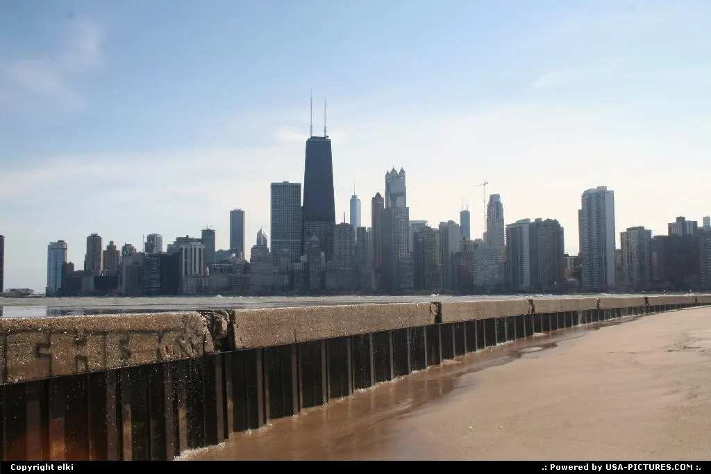 Chicago skyline from north beaches