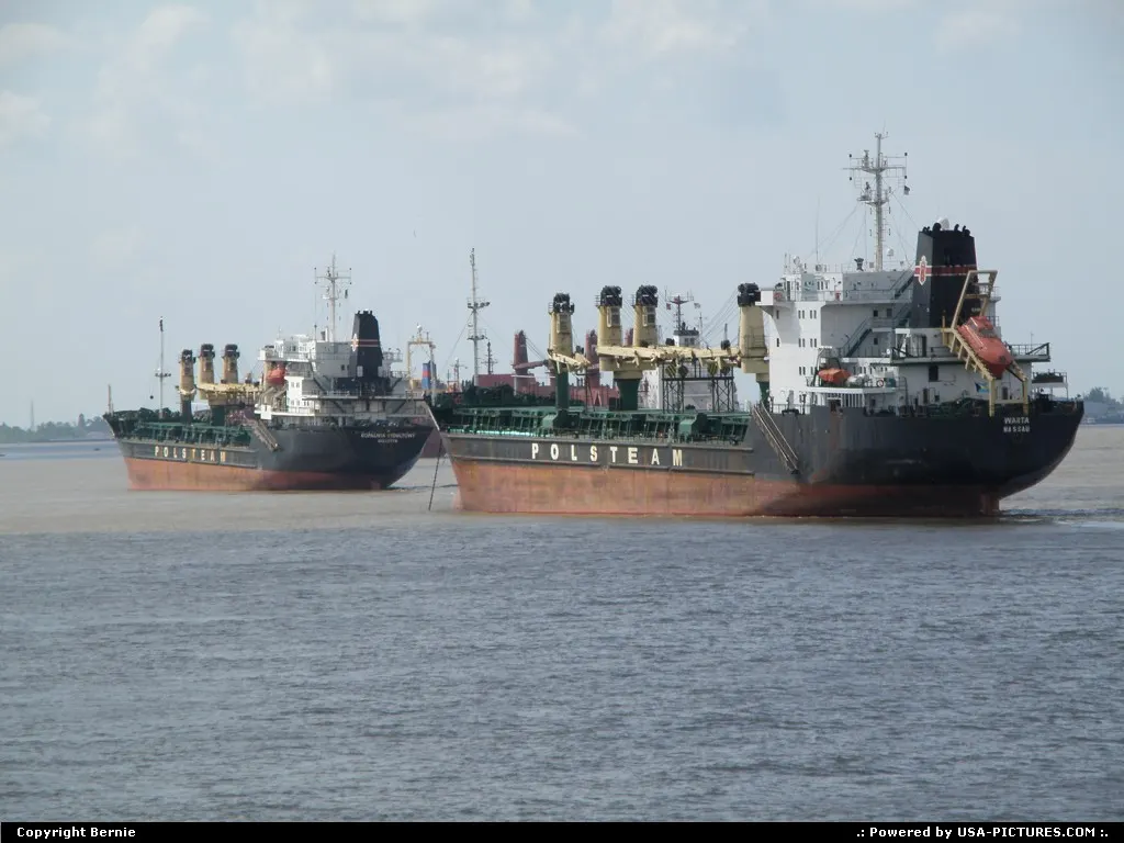 Mississipi, busy river !