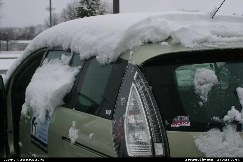 Was on beginning of april 2009, surprise when we woke up the snow felt all the night !!