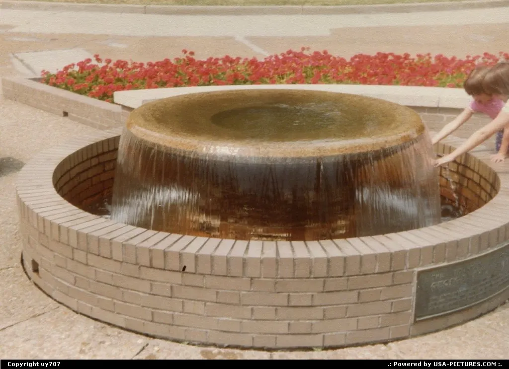 A fountain in Anheuser-Busch Center's extensive recreational park.
