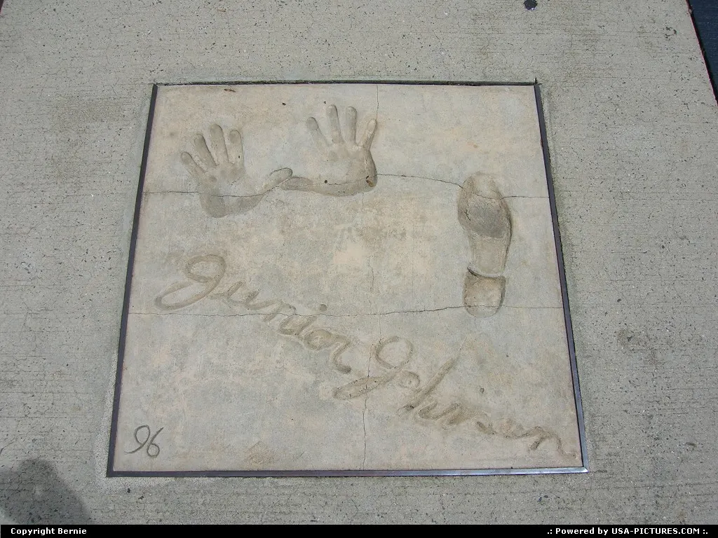 Charlotte speedway, a track of fame as a tribute to the greatest NASCAR champions.