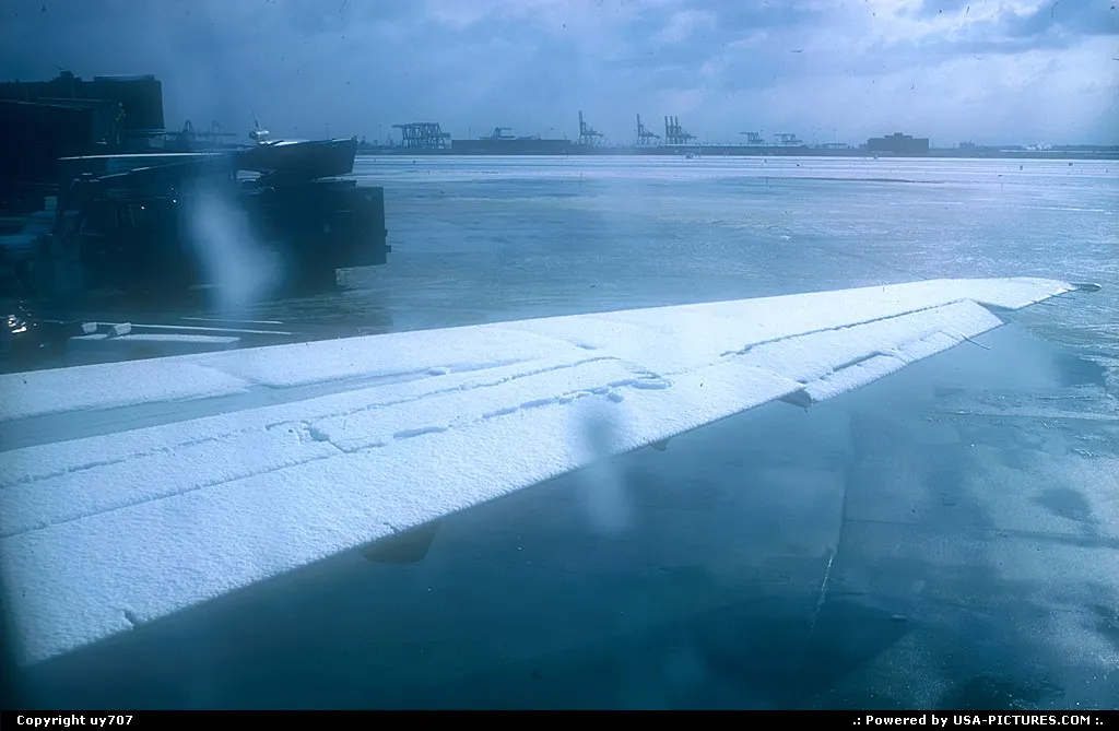 Defrosting of a Northwest Douglas DC.9-51 on an early and cold morning from the passeng...