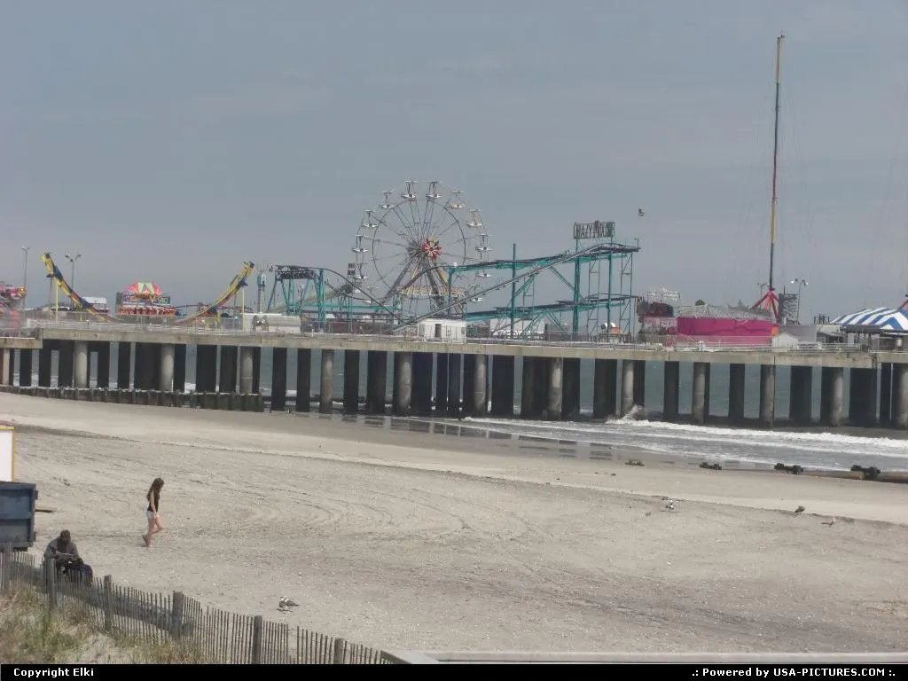 Theme Park from the Boarderwalk