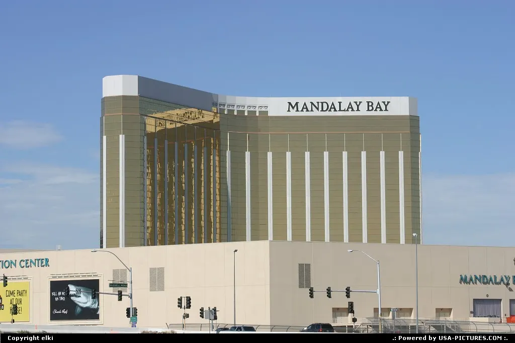 Entering Las Vegas, the mandalay Bay hotel