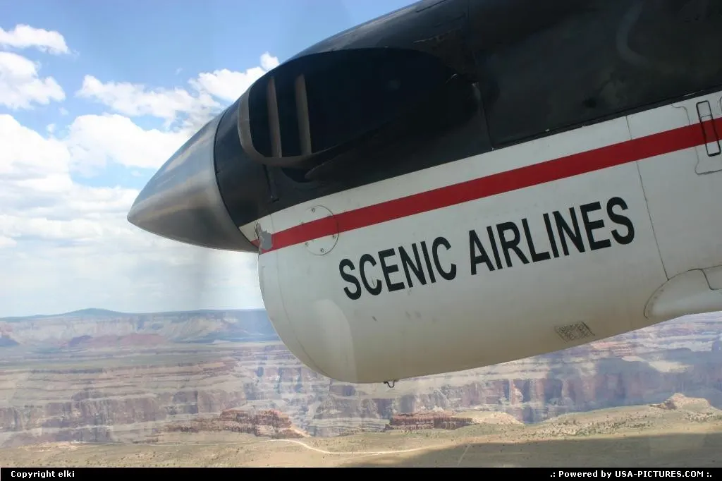 descending to grand canyon south rim