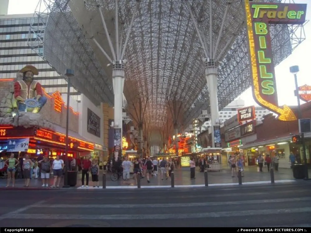 Las Vegas by day, unusual...