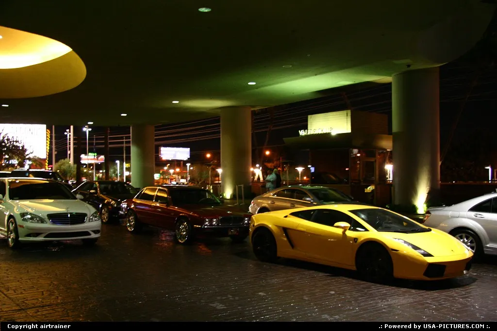 two S550, a CLS500, a Jag and a Lambo... anything else ?