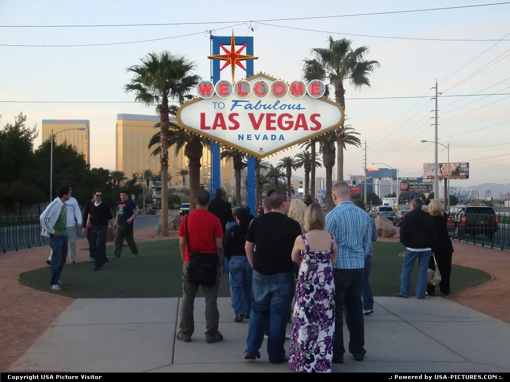 Maybe one of the most pictured place in the city, welcome to fabulous Las Vegas !