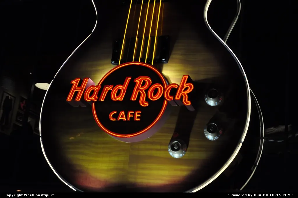 Hard Rock Cafe neon on the strip ... This is my
