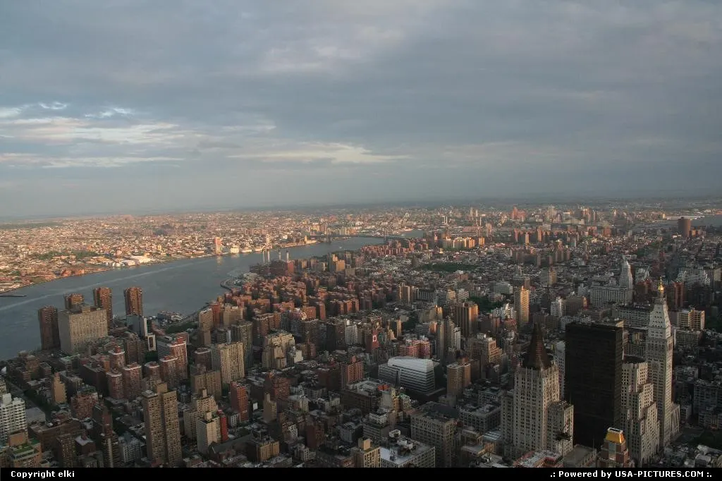 New york, manathan overview from the empire state building