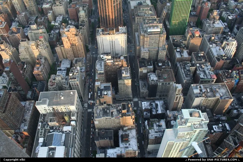 Buildings view from the deck top of empire state building