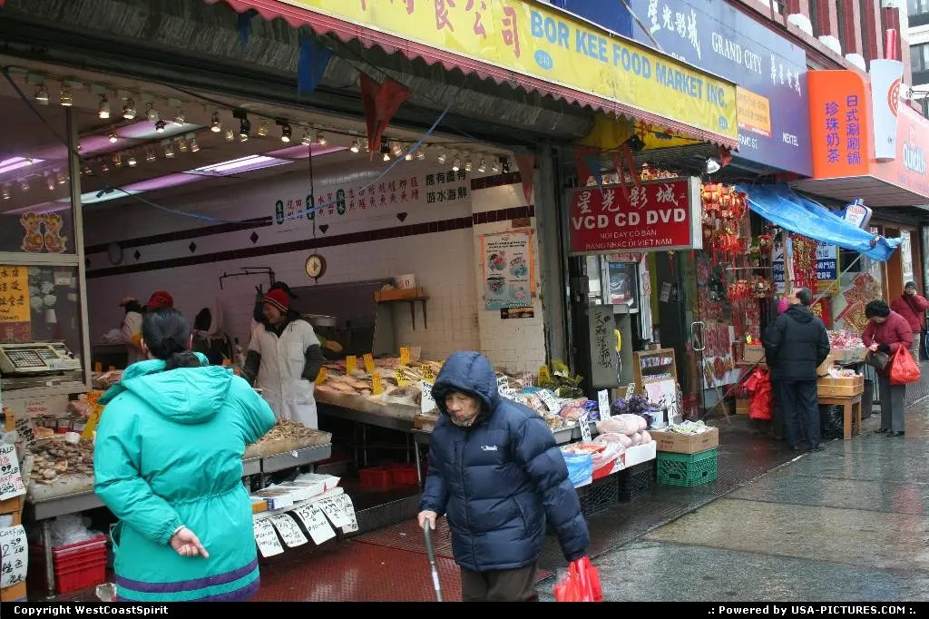 Another food market in Chinatown. Technically i think this part of the city is still