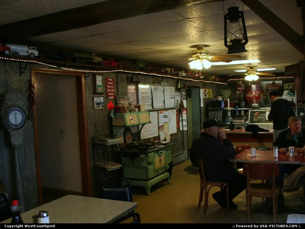 The Barn is that kind of nice countryside restaurant one could find all over the country.