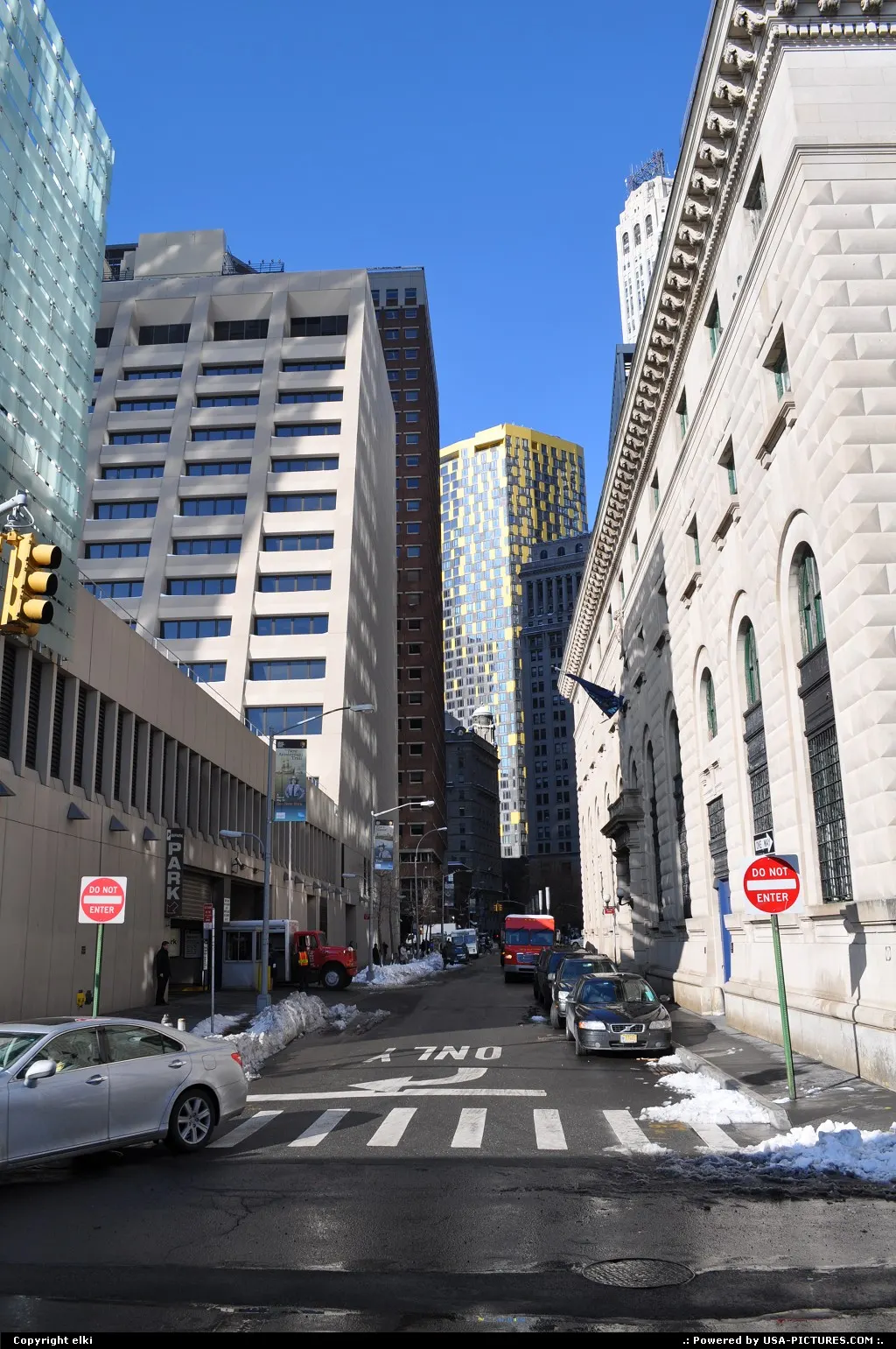 I really like this building at te back of this little street.