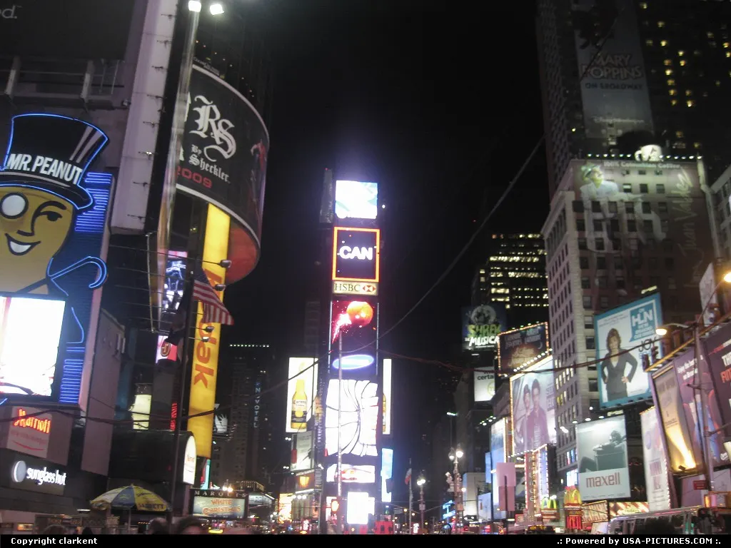 Time Square in chrismes