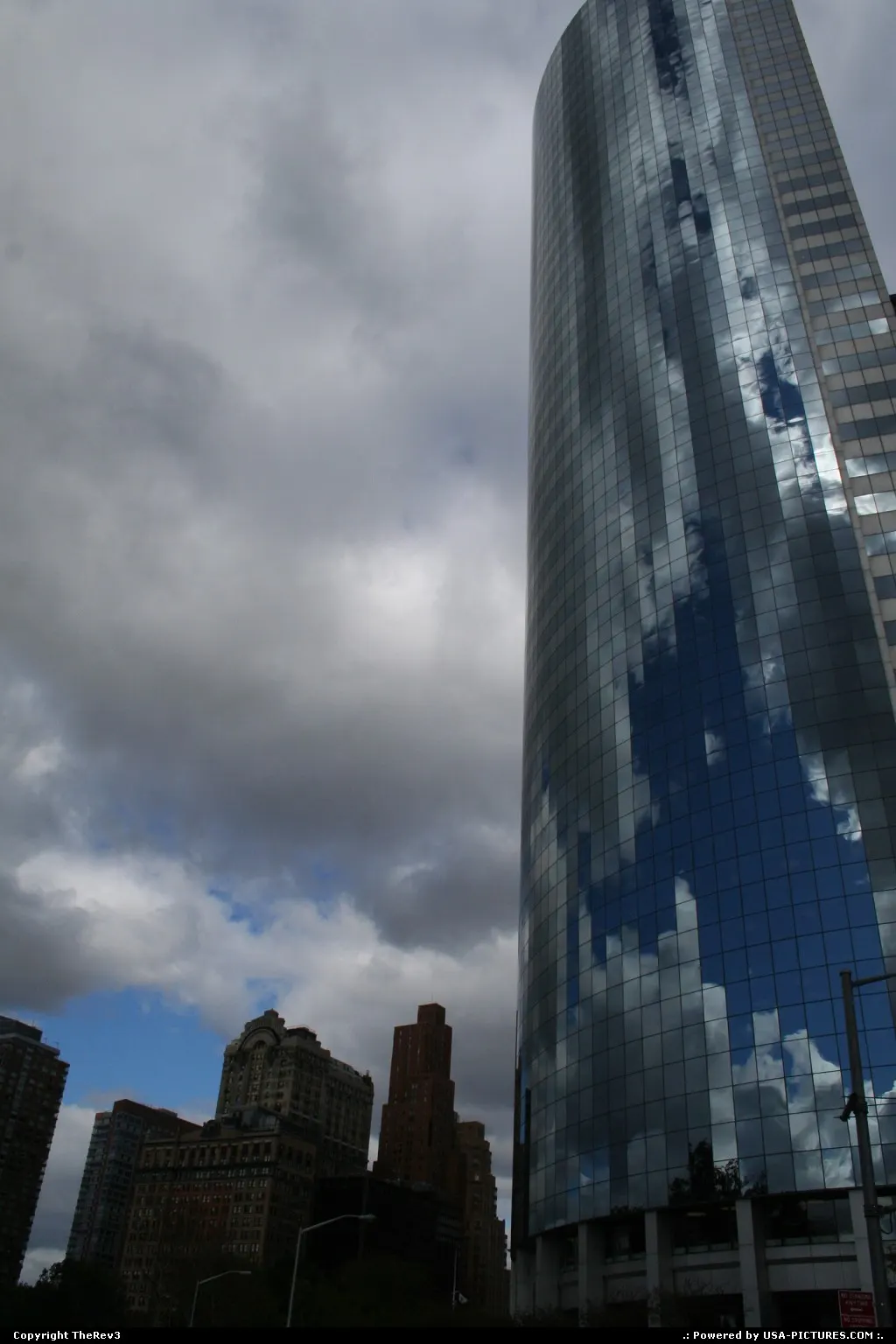 Big skyscrapers make for fun and great shots, this giant skyscrapers in downtown Manhat...