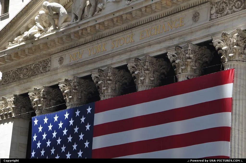 The world famous New York Stock Exchange (NYSE), one icone among many others in New Yor...