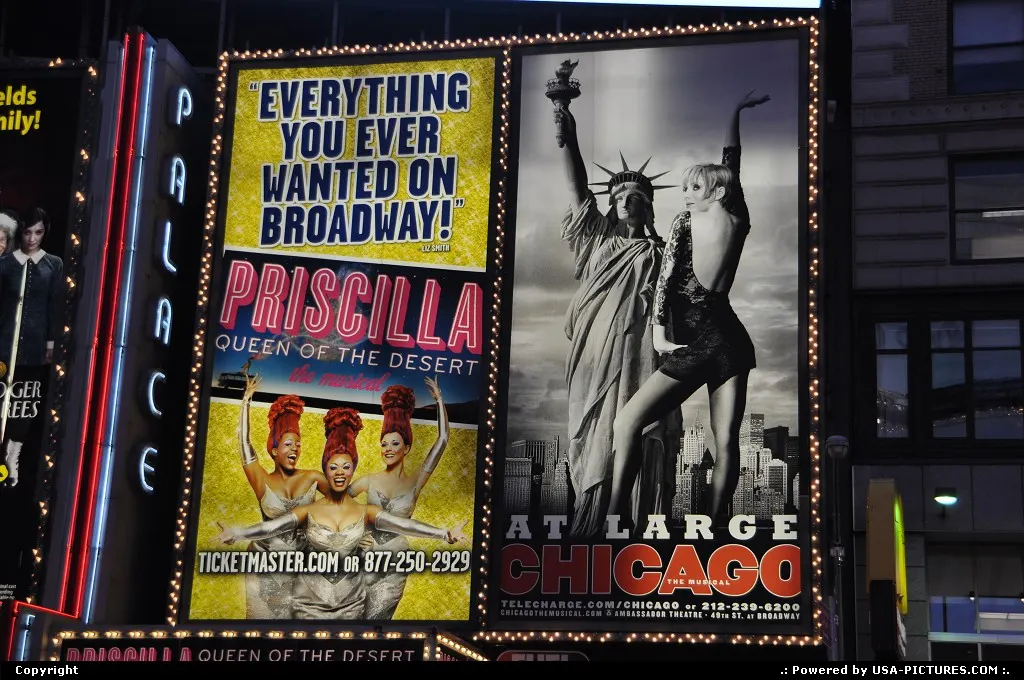 Tonight is show time at Times Square - Well, it is everyday anyway :)