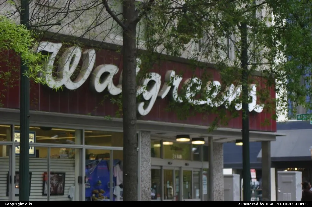Walgreens shop in main street Memphis.