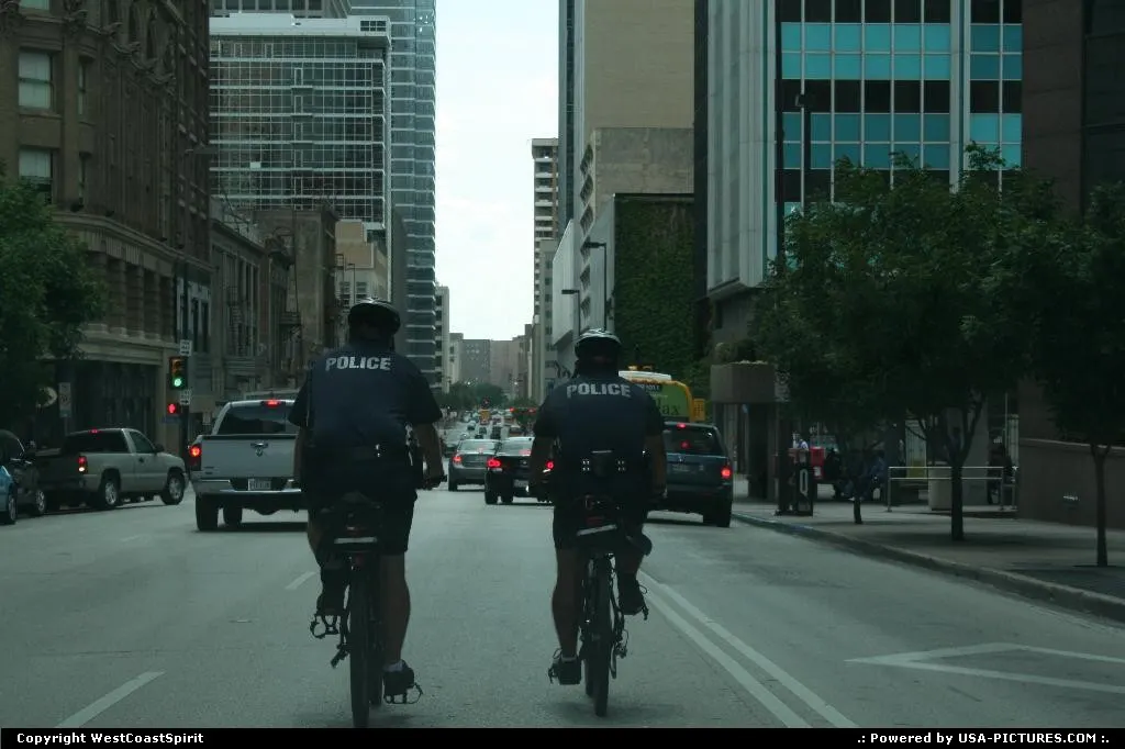 Downtown law enforcement and patrol by bike