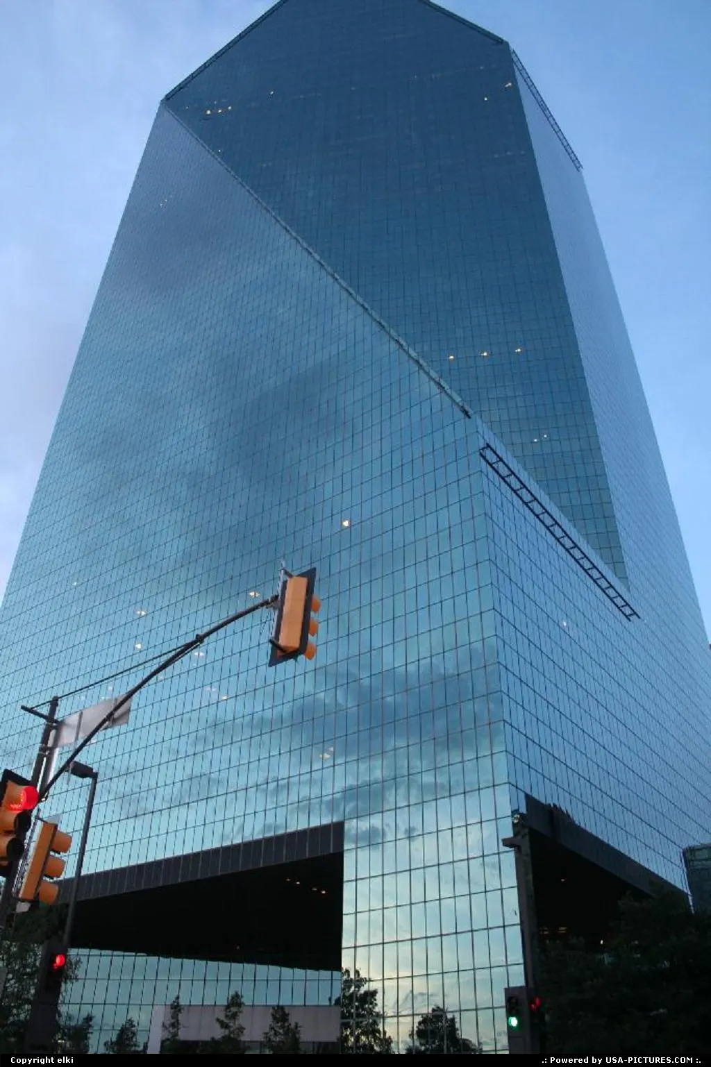 Well Fargo Tower Dallas