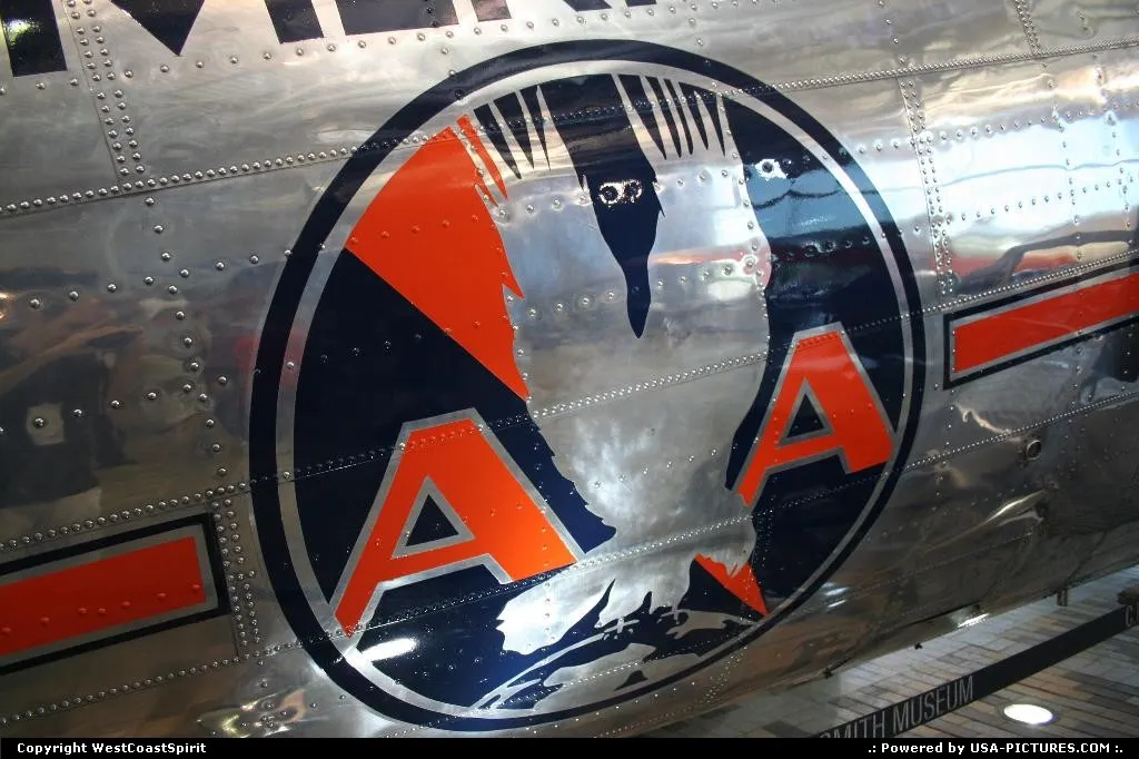 Vintage American Airlines logo on this beautiful Douglas DC-3 at the C.R. museum