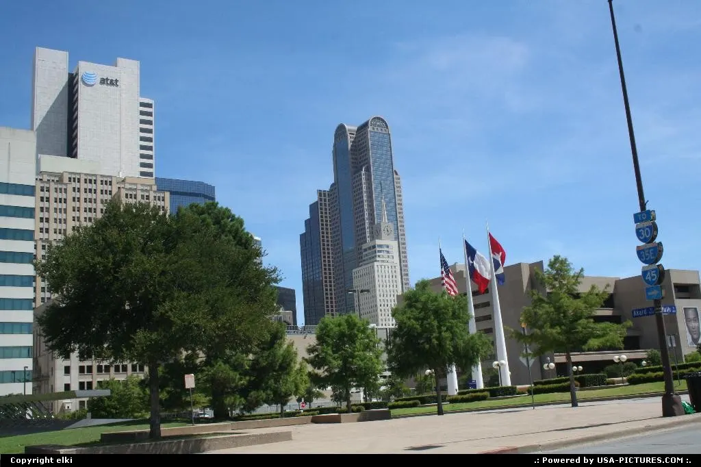 at&t building dallas