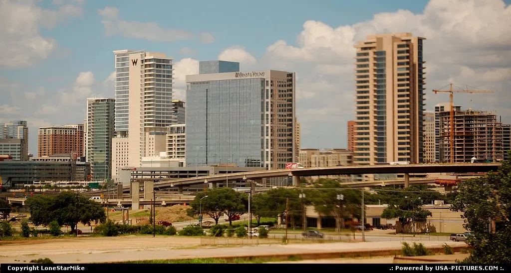 Dallas skyline from Amtrak's Texas Eagle