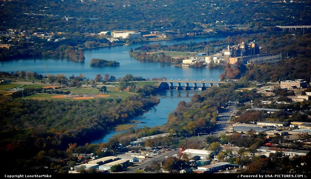 Lady Bird Lake/Colorado River on approach into Austin Bergstrom International Airport