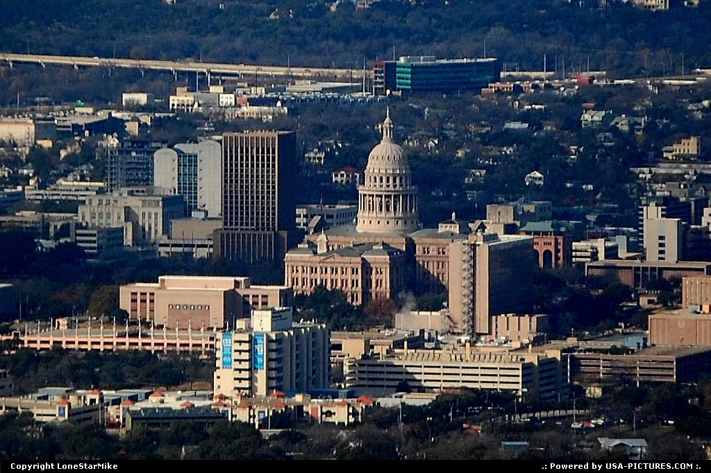 Texas State Capitol on approach into Austin Bergstrom International Airport
