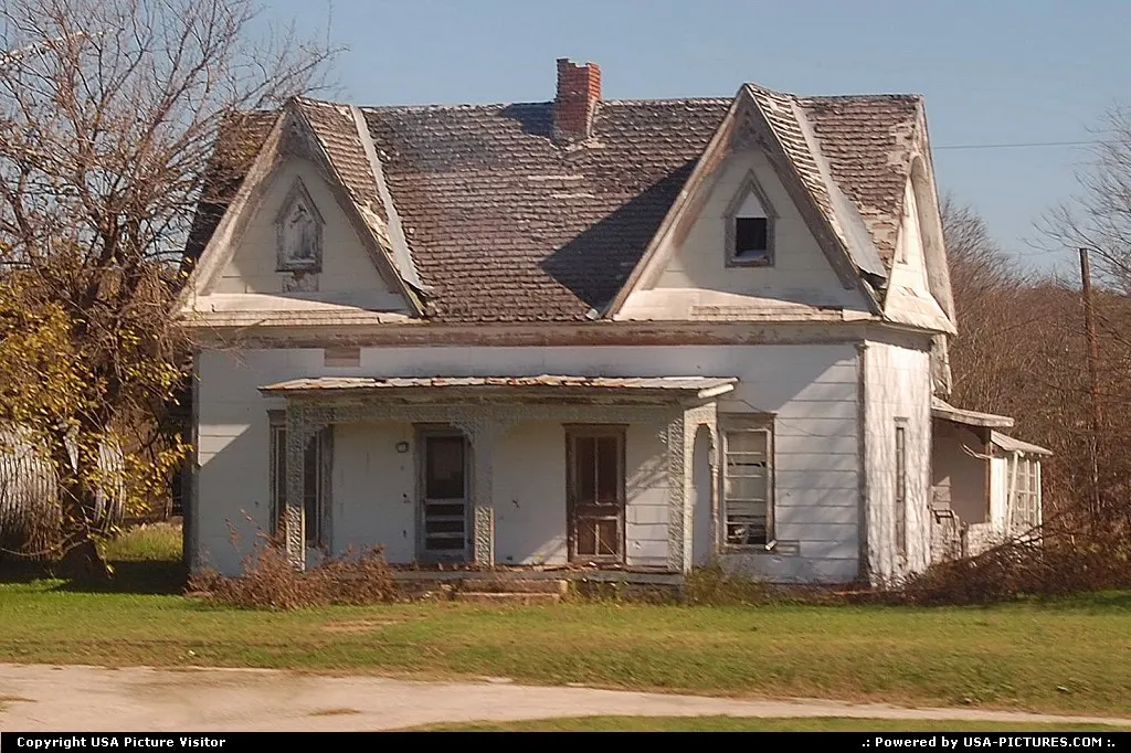 Old House in rural Texas. Photographed from Amtrak's Texas Eagle