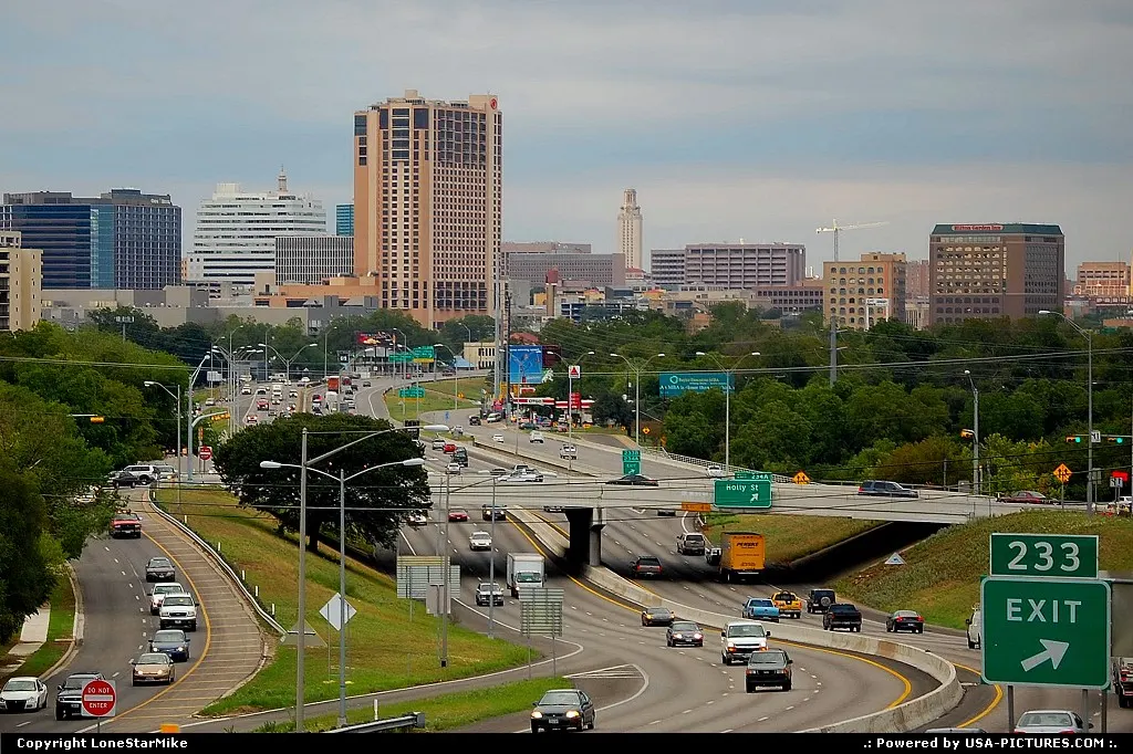 Austin skyline from I35 & Riverside