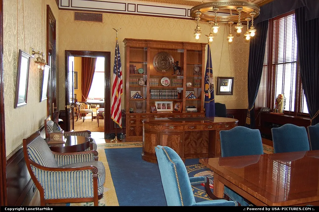 Governor's office in the Utah State Capitol. The front office is the