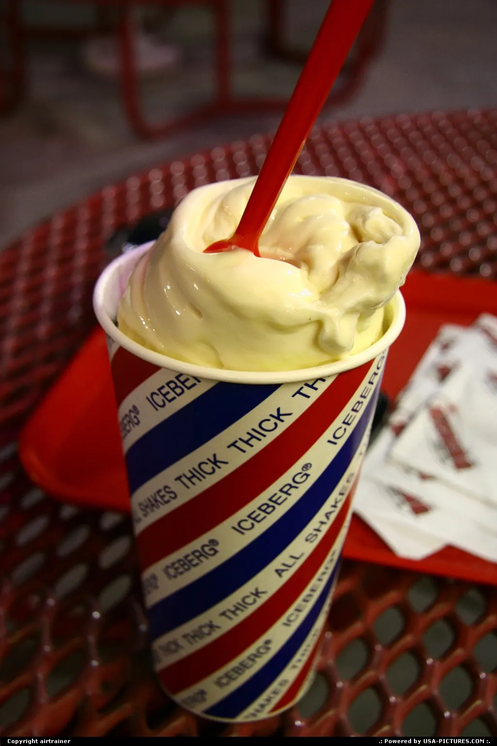 Amazing ice cream at Iceberg drive in !