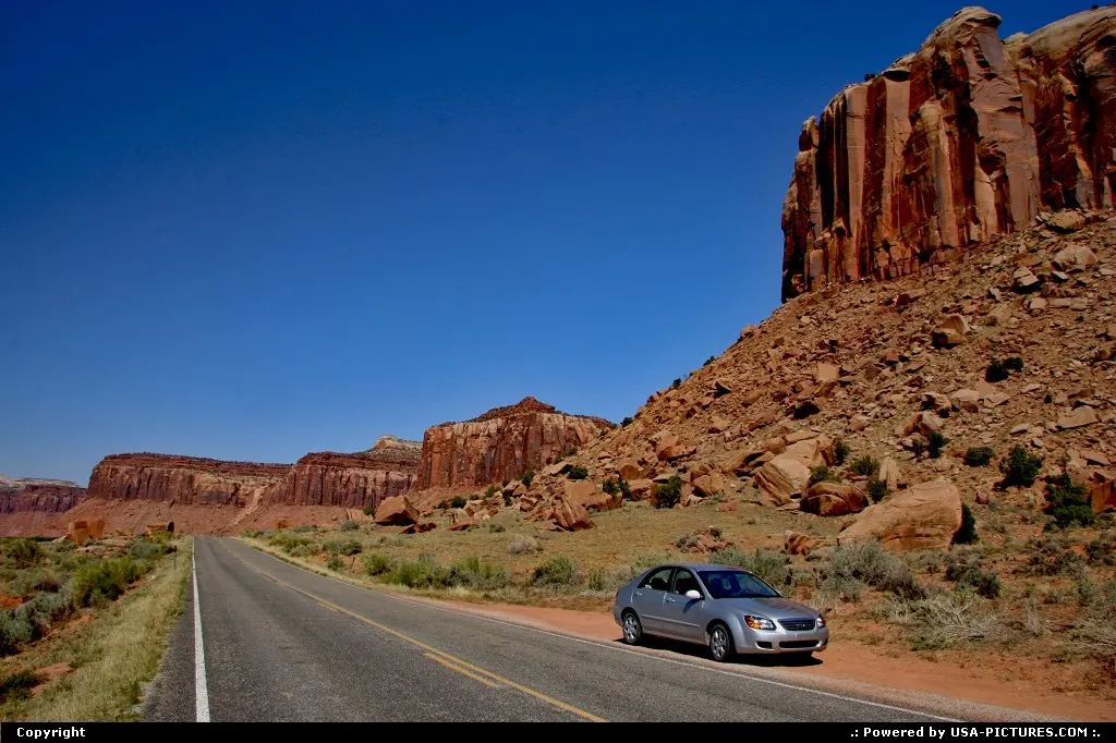 Along the road 211, on the way to The Needles, Canyonlands National Park.