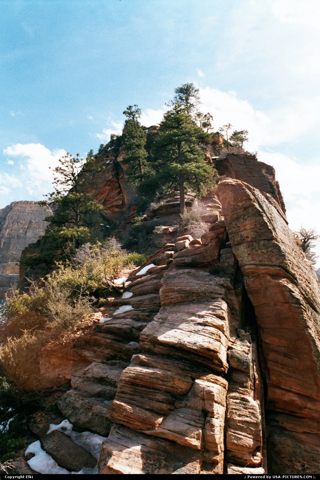 The Angels Landing trail, somewhat icy!