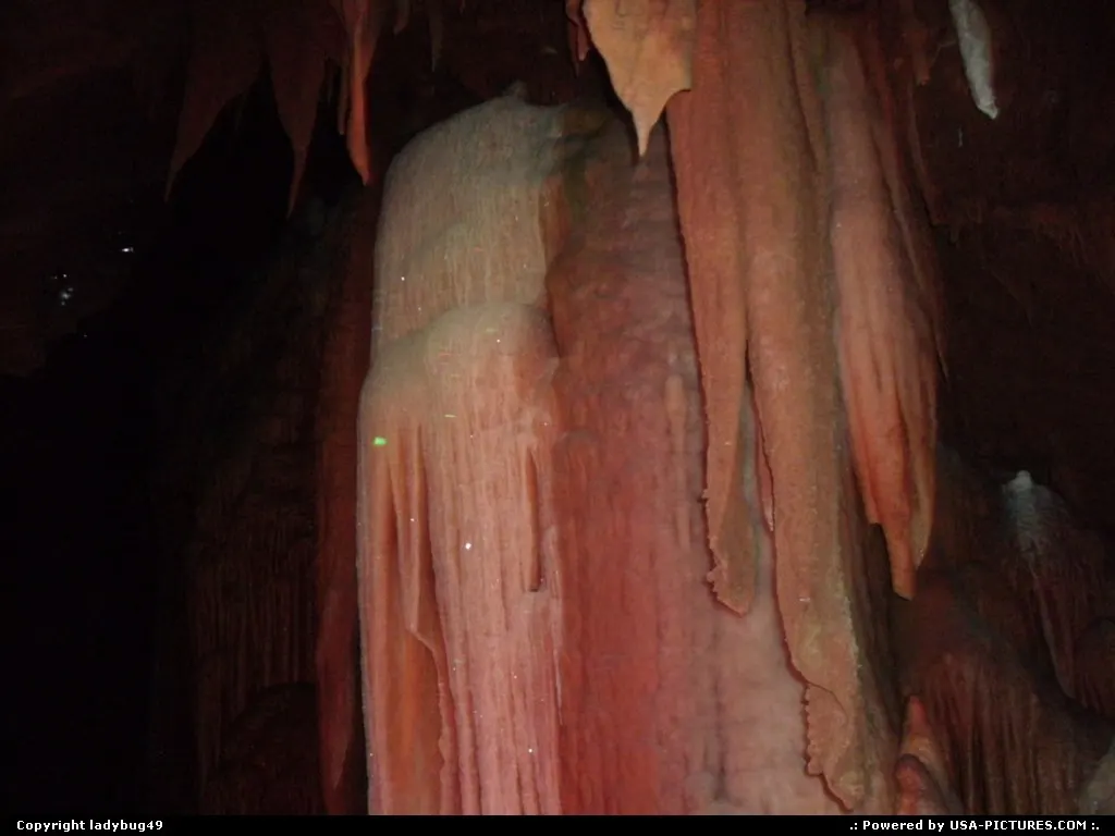 We sent traveling to Shenandoah Valley and decided to investigate the Shenandoah Cavern...