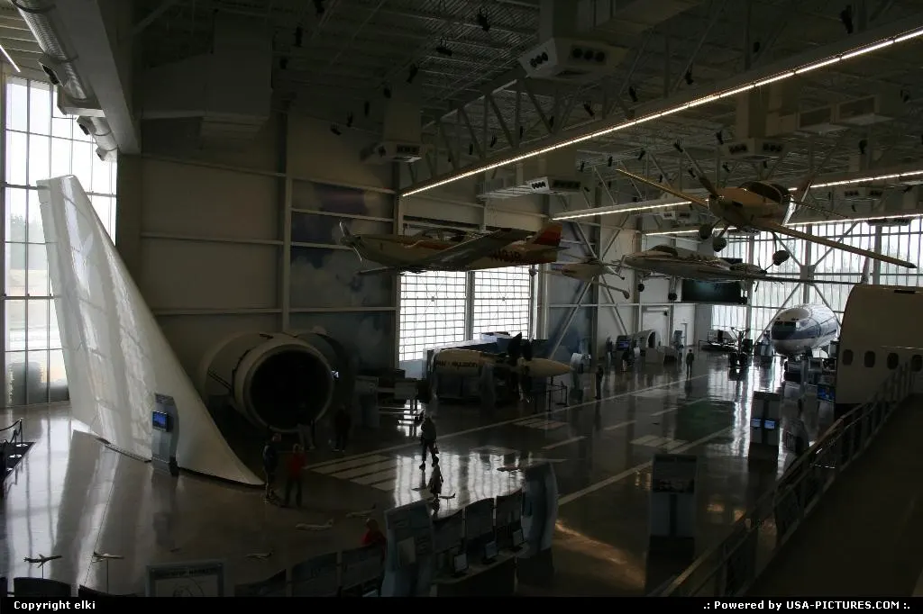 Overview of the Future of Flight Aviation Center.